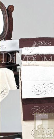 Хавлия с камъни