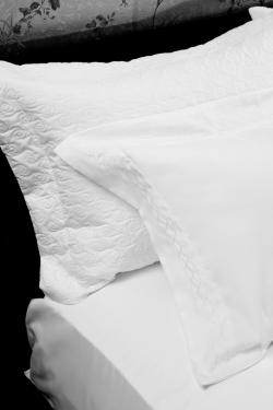 Шалте Ambrosine White