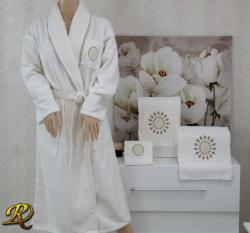 алат за баня Белинда с 3 кърпи в бяло